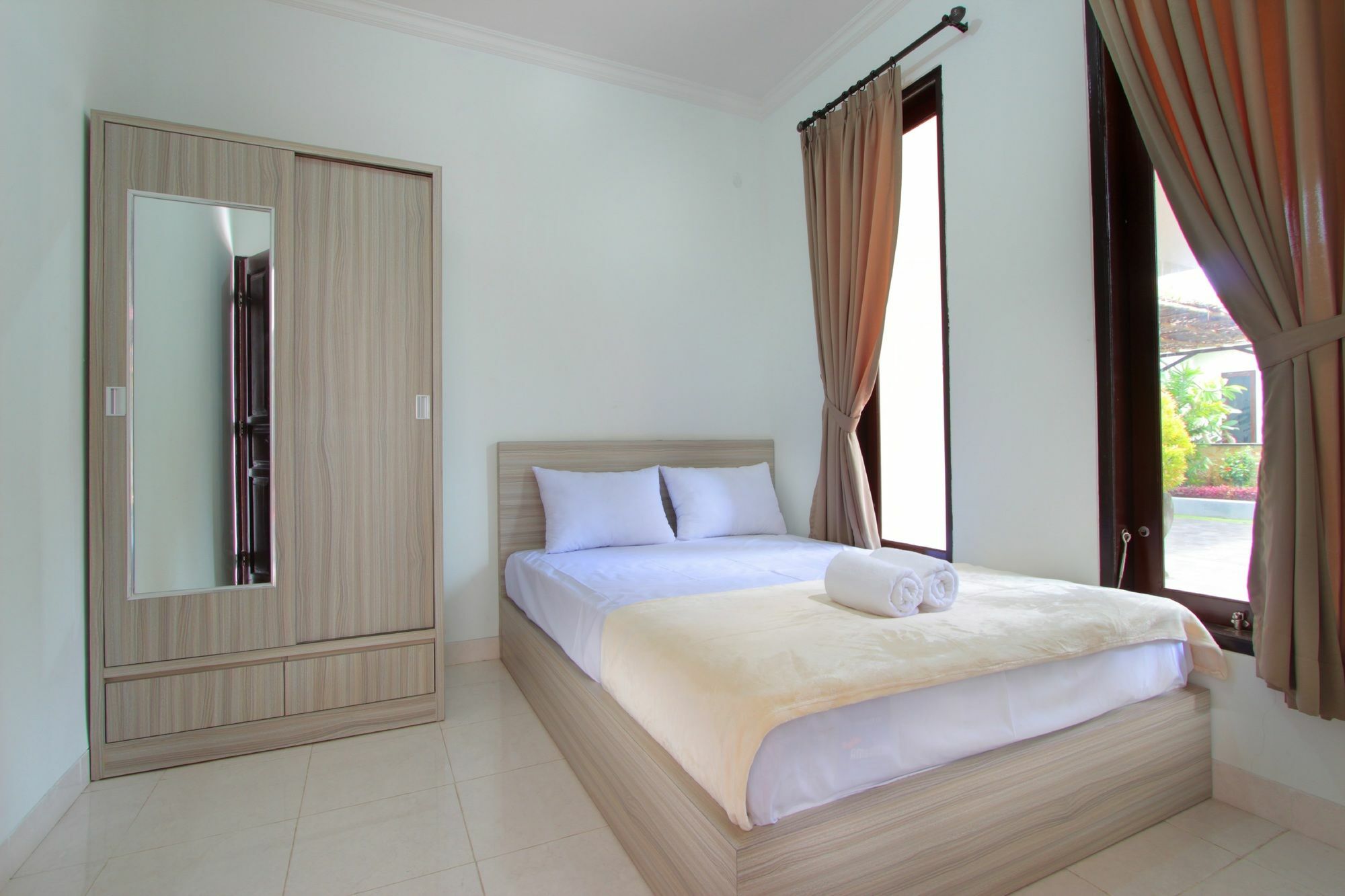 Alamanda Town House Denpasar Esterno foto
